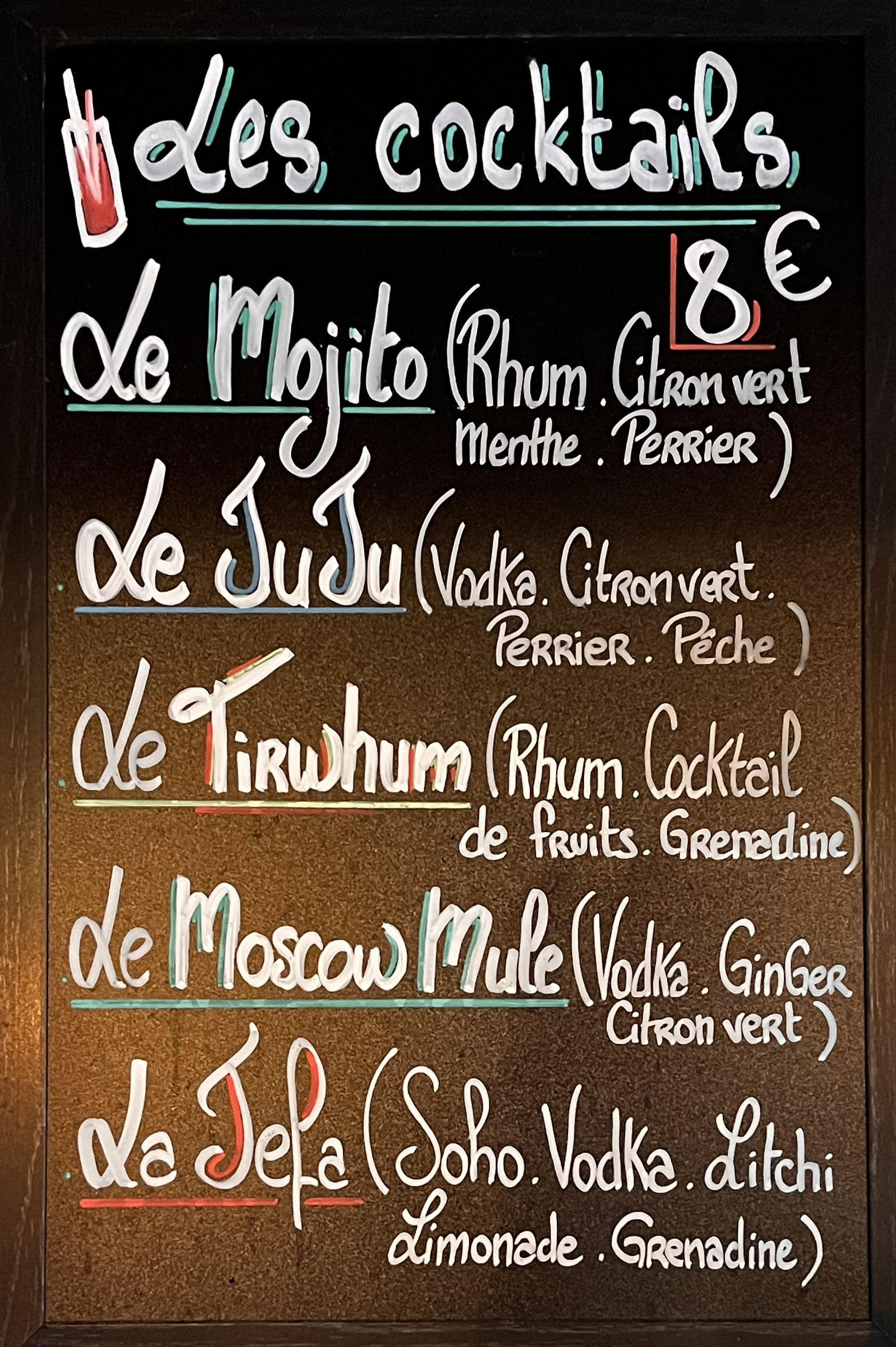 Chez MéMé - Restaurant à Villefontaine, Restaurant traditionnel à Villefontaine, Salon de thé à Villefontaine, Bar ambiance DJ à Villefontaine, Location de salle en nord-Isère