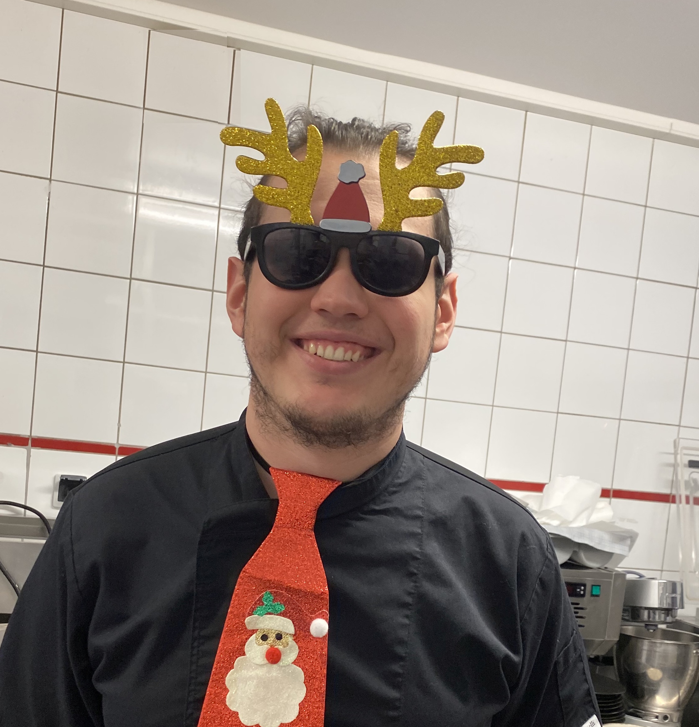 Chez MéMé - Restaurant à Villefontaine, Restaurant traditionnel à Villefontaine, Salon de thé à Villefontaine, Bar ambiance DJ à Villefontaine, Location de salle en nord-Isère, Boire un verre à Villefontaine